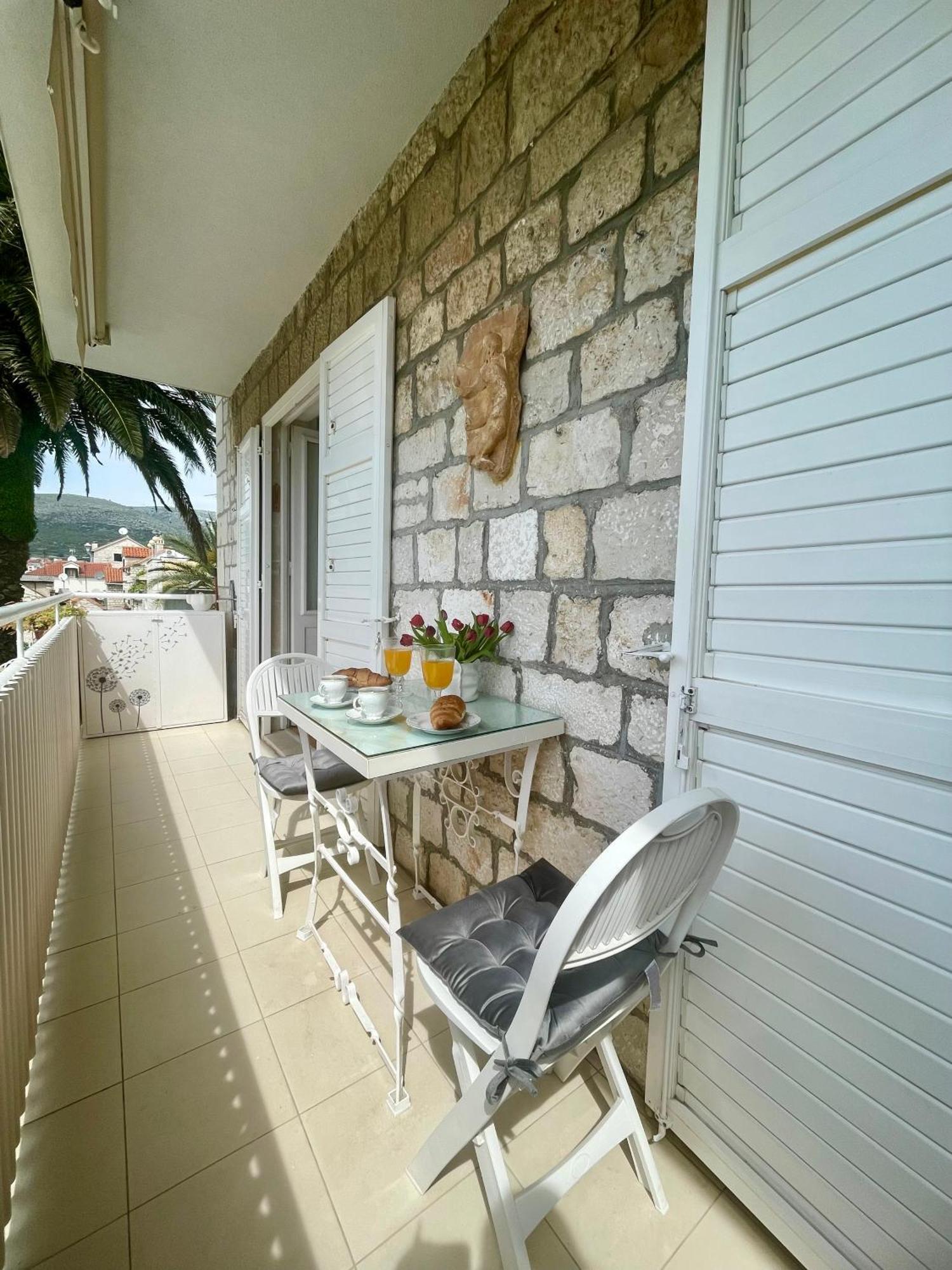 Dinka Old Town Apartment Trogir