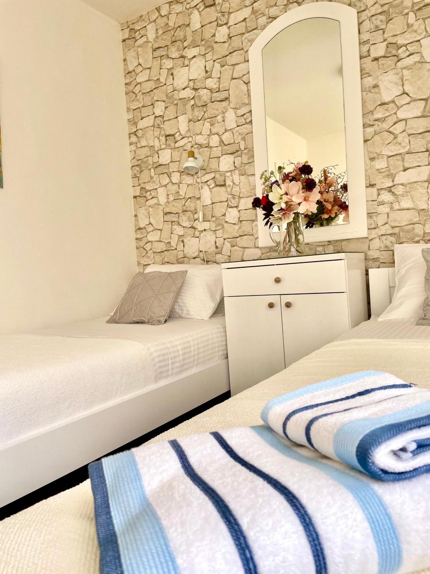 Apartment Dinka Old Town *